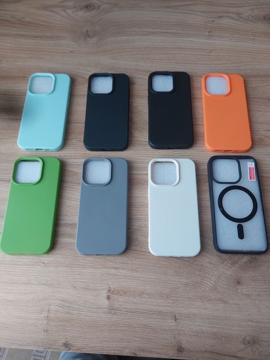 Чохли на айфон 15 про