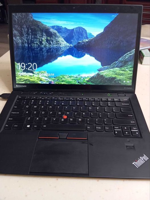 Ноутбук Lenovo carbon X1 i7 8GbDDR4 256GbSSD 14"