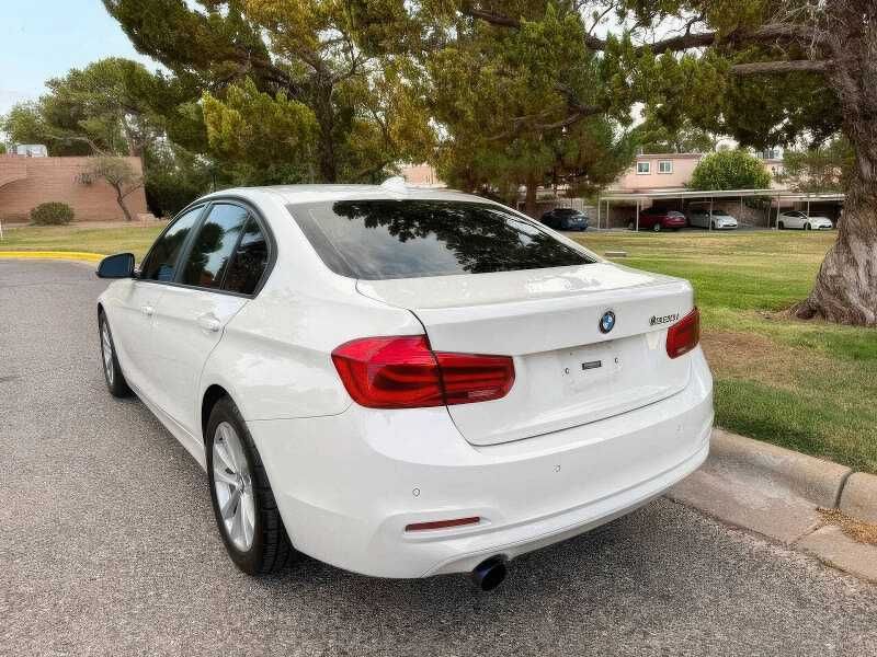 2016 BMW 3 Series 320i