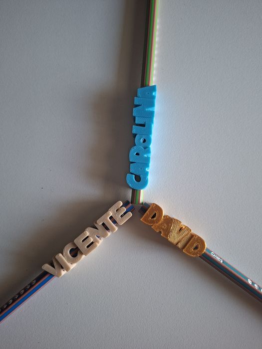 Identificador de lápis com nome personalizável