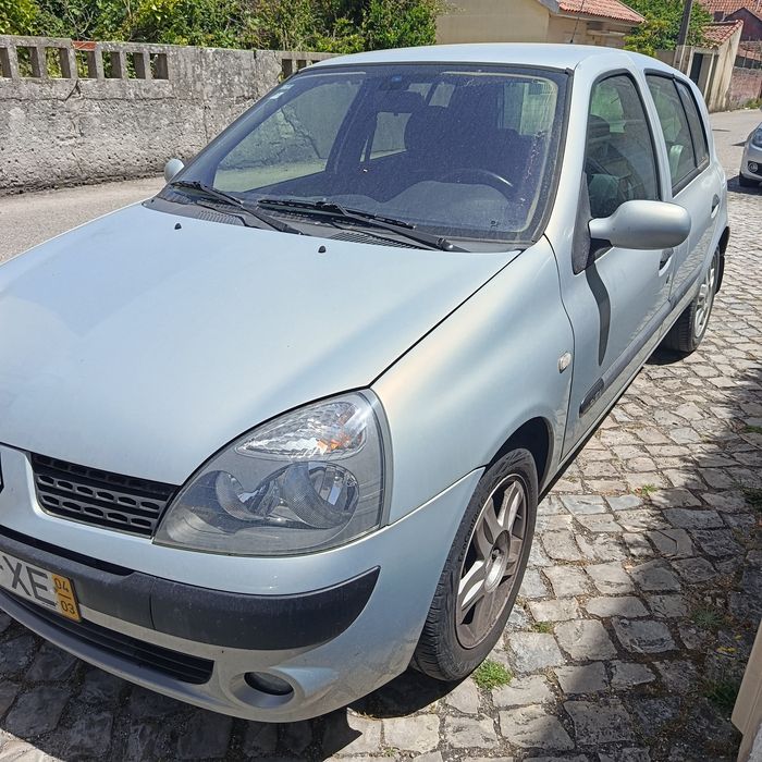 Renault Clio — fotografia 7