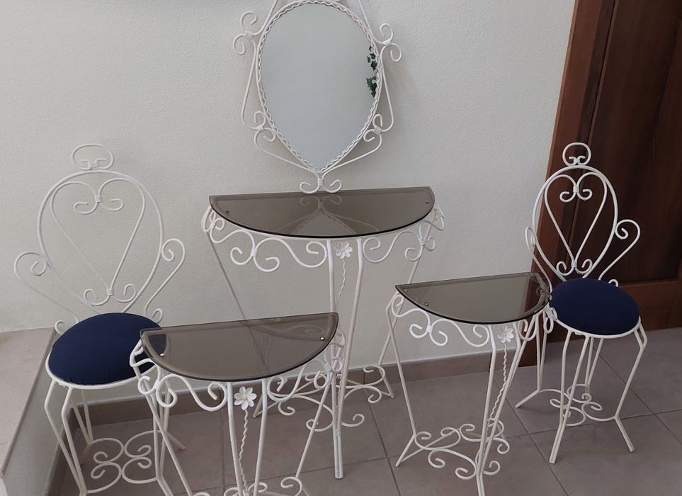 Mobília de quarto de ferro