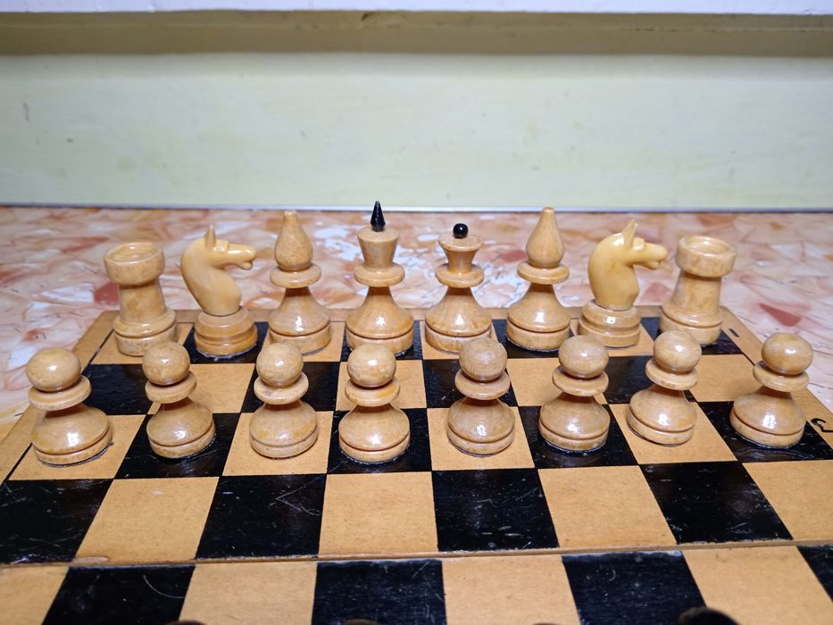 Шахмати дитячі, дошка  29х29 см