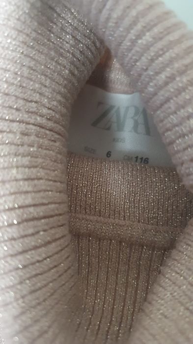 Camisola de gola alta para menina