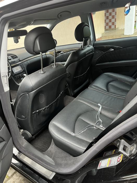Sprzedam Mercedes w211 kombi 3.2 cdi
