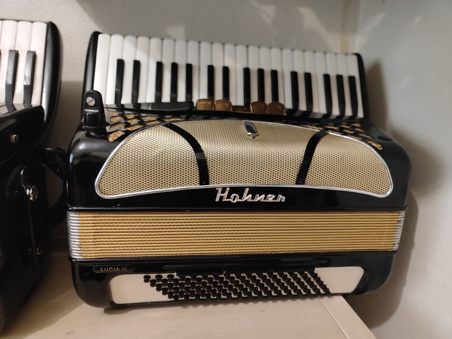 Acordeão Hohner  Lúcia lll