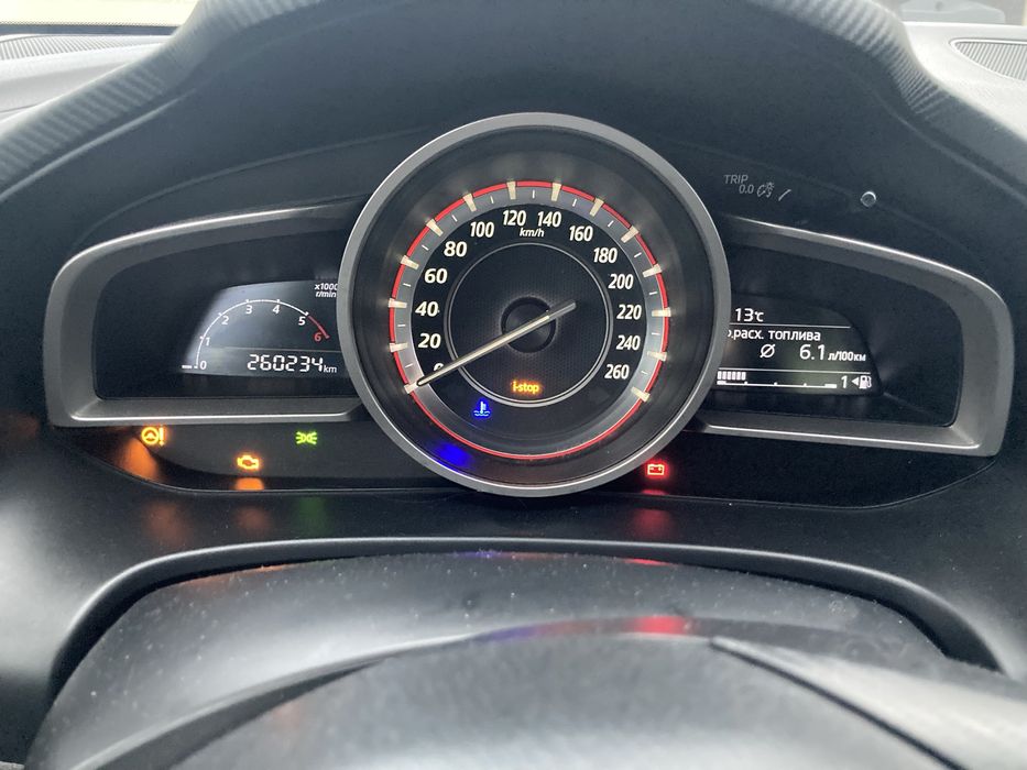 Мазда 3, дизель 2.2, 2015 року