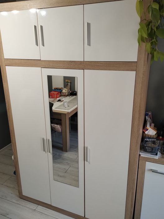 Szafa i komoda komolet