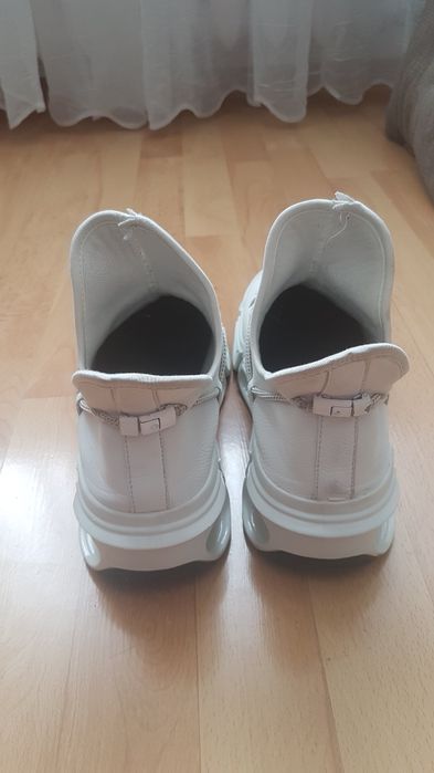 Buty      męskie