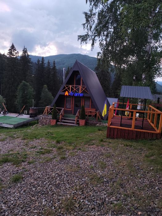 Проживання в будиночку A-frame