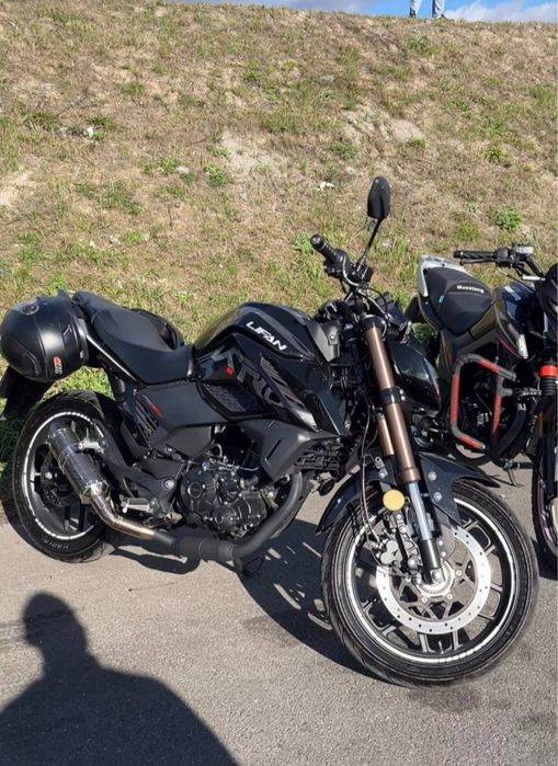 Мотоцикл Lifan kps 200