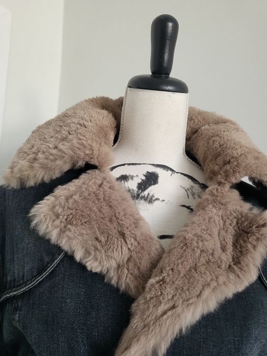 Piękny płaszcz w stylu lat 70