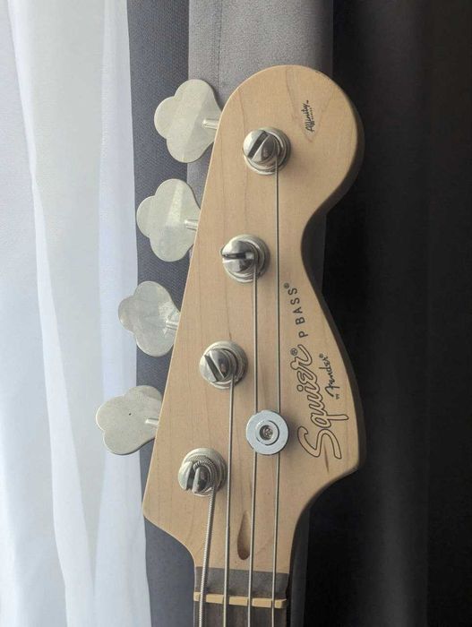 Squier by Fender Affinity Precision Bass P Bass – gitara basowa