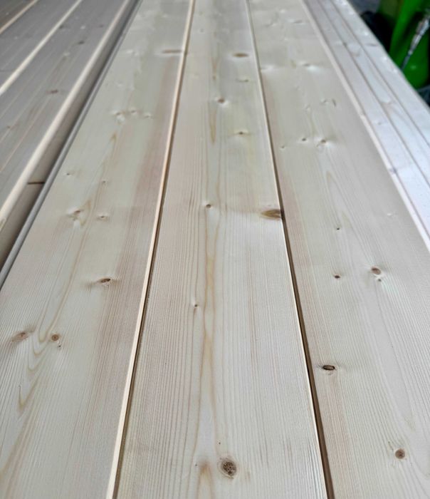 Podbitka 14x121 Świerk skandynawski Szalówka Deska elewacyjna