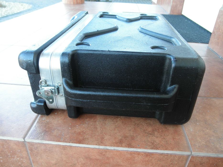 SKB X RACK - 2 Case. Skrzynia Rack ABS 2 U .