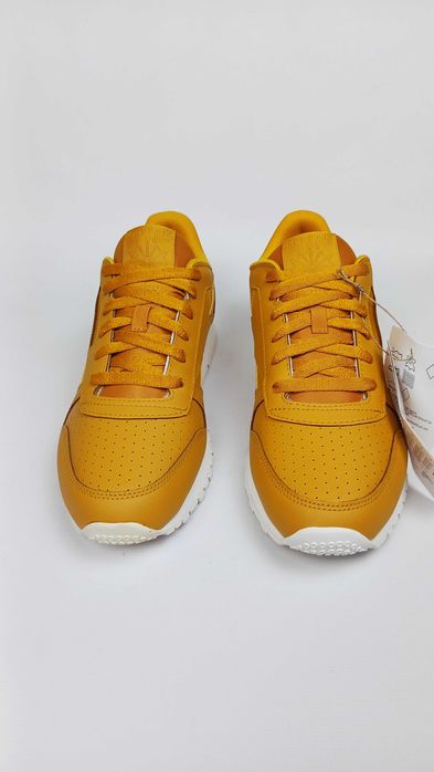 Жіночі кросівки Reebok Classic Leather Orange 41р
