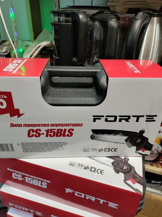Пила акумуляторна ланцюгова FORTE CS-15BLS