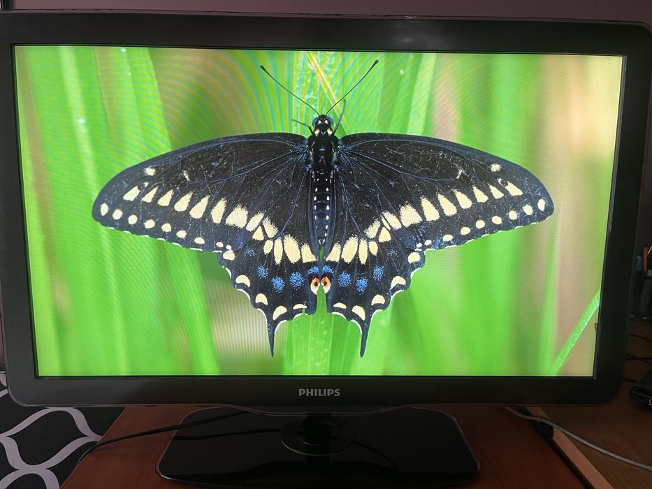 Телевізор Philips 32PFL6605H/12