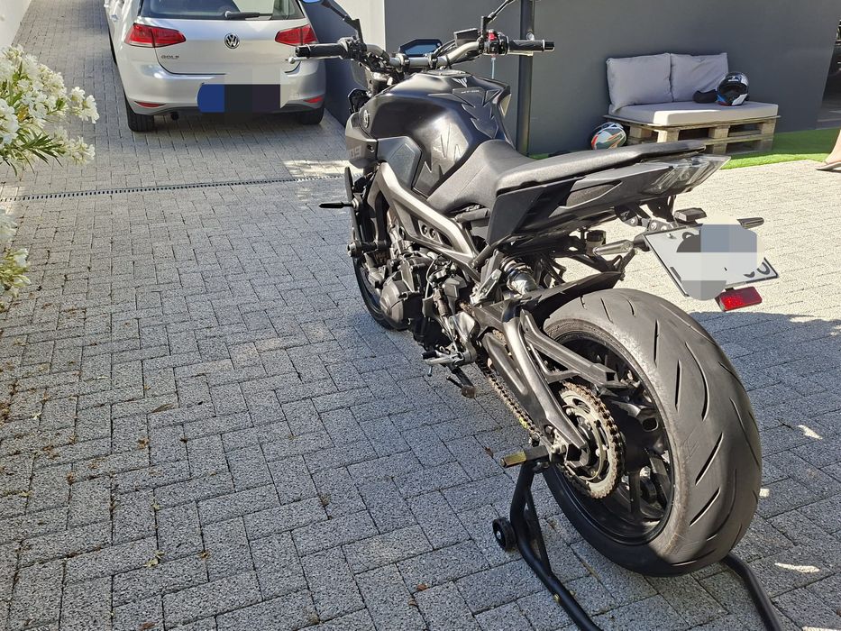 Yamaha MT-09 Preta