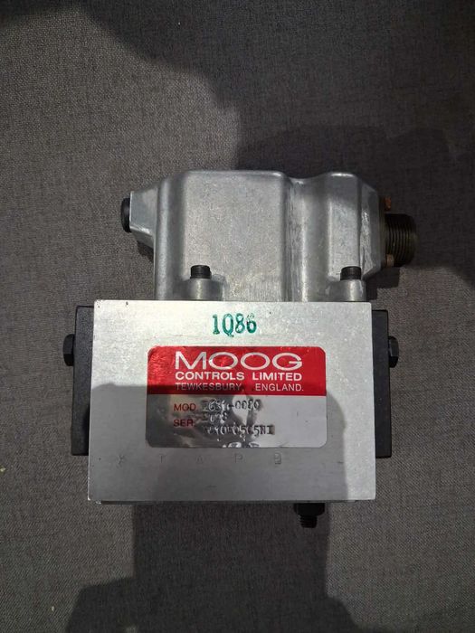 Zawór Moog Controls 631