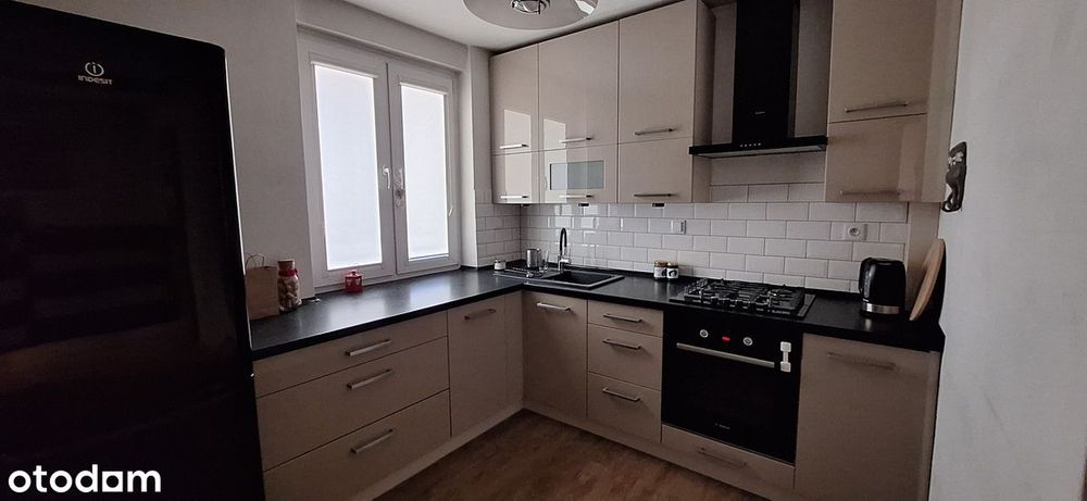 Milanówek 53,6m2, przestronne, zadbane, 2 pokoje, oddzielna kuchnia