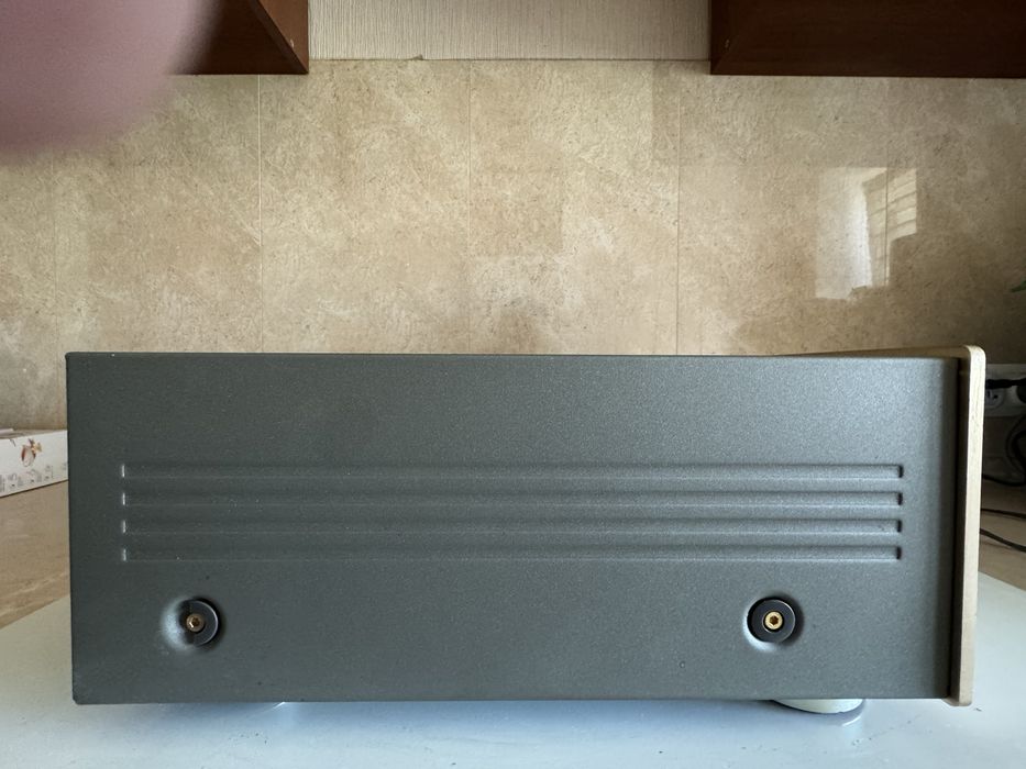 Кассетная дека высокого класса TEAC V 6030S. Цвет шампань.