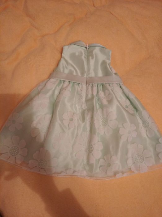 Святкове плаття м'ятного кольору