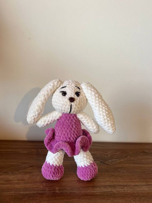 М'яка в'язана іграшка