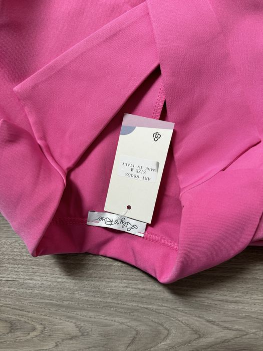 Różowa sukienka marynarka Renée M