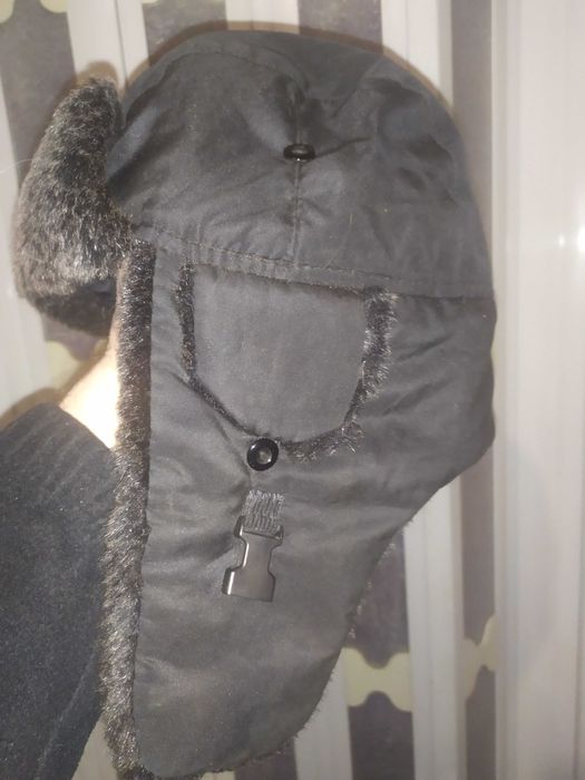 Шапка-ушанка, легкая.