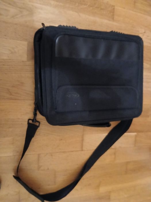 Mala Portátil Targus (Reforçada) – Vários Compartimentos – Como Nova