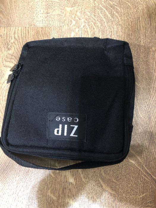 Etui do elekrtoniki Zip Case