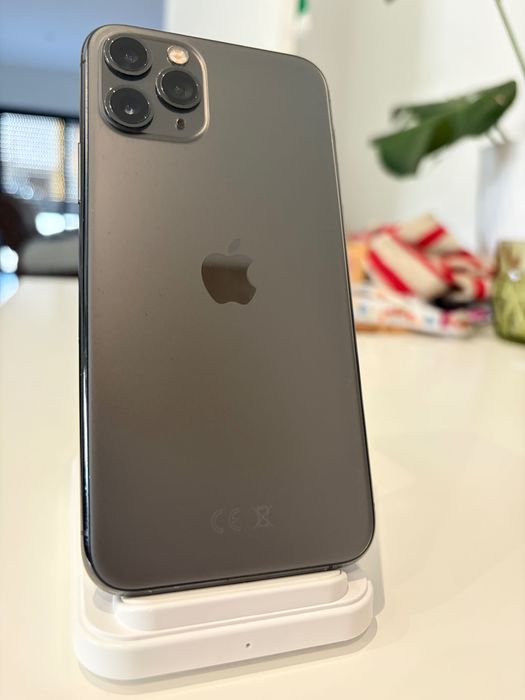 iPhone 11 Pro 64GB Space Gray – Muito Bom Estado