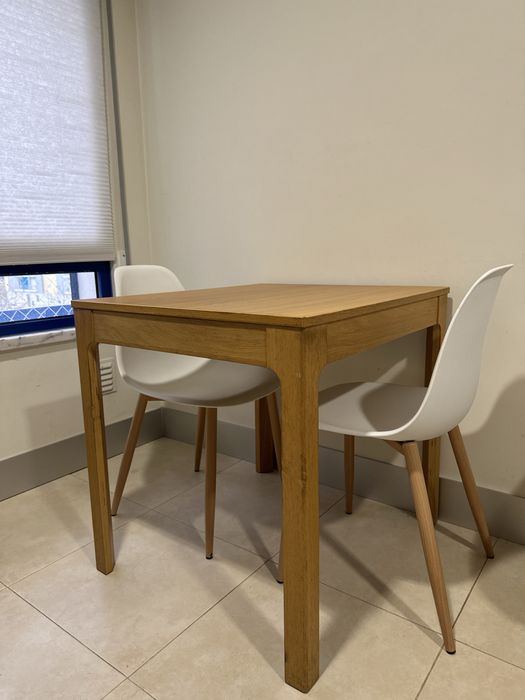 Mesa de cozinha extensivel + 4 cadeiras