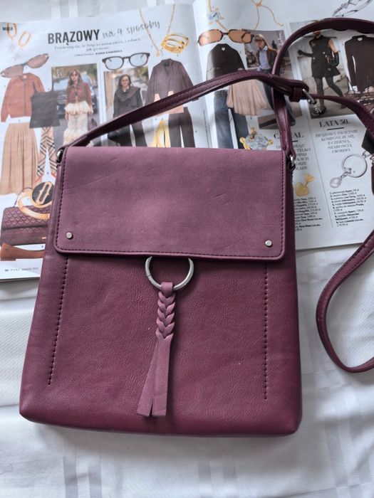 Mała torebka listonoszka damska Marks&Spencer