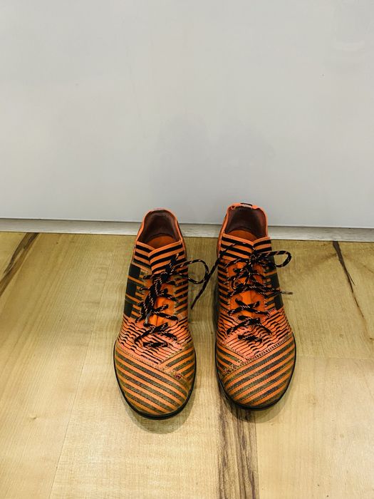 Turfy Adidas Nemezis 38
