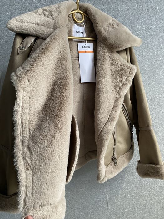 Куртка з теплим коміром xs