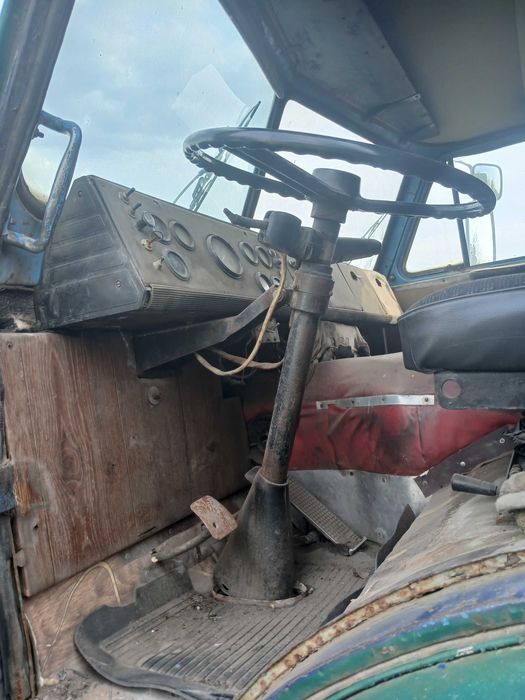 Продам маз 503..