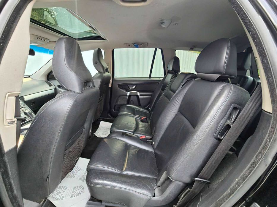 Volvo XC90      2014