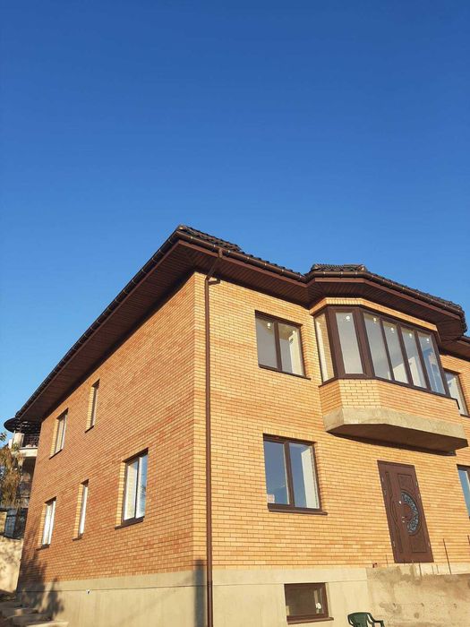 Продам дом с красивым видом