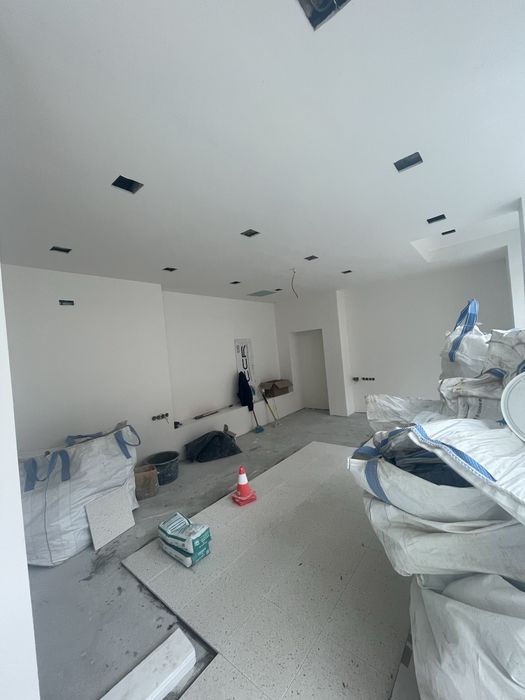 Servicos de pintura em geral do barramento ao acabamento fino