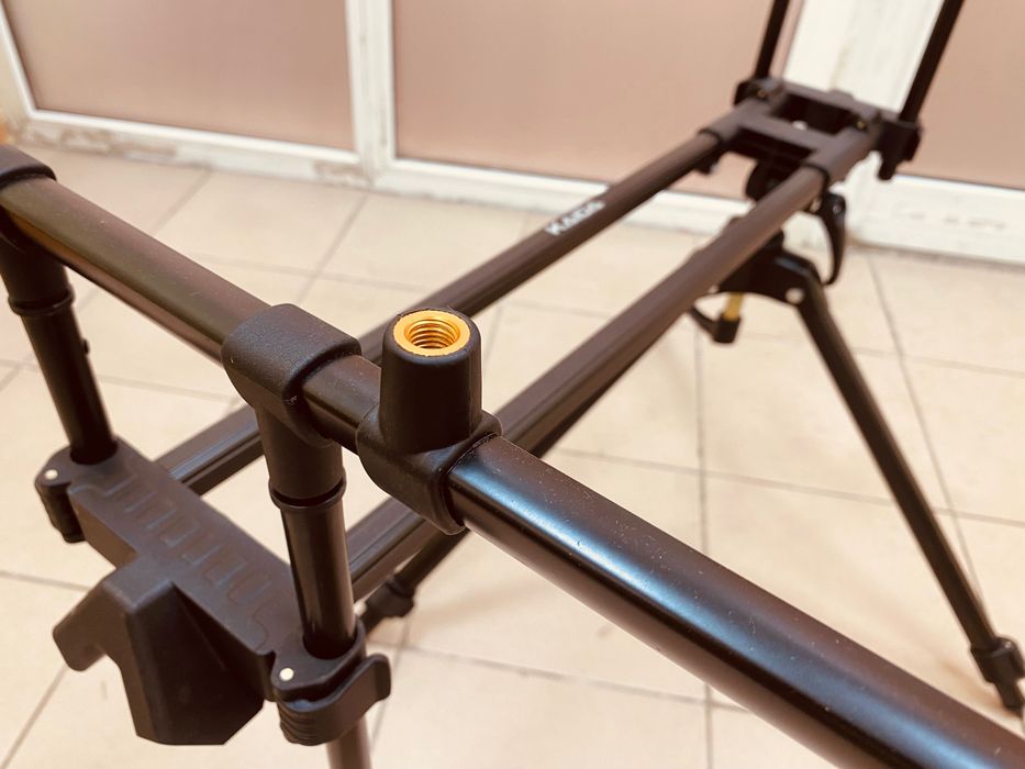 => Карповый Род Под на 4 удилища | Подставка для удочек Підставка вуди