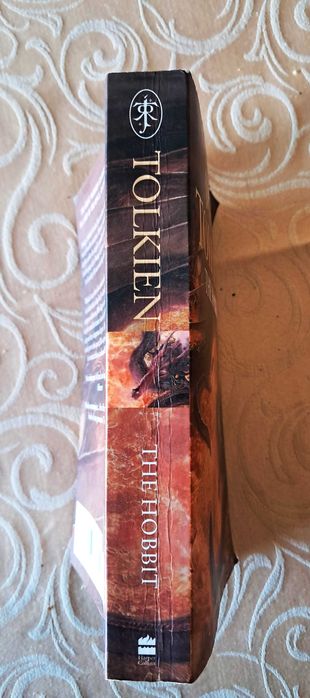 J R R Tolkien - The Hobbit - Paperback edition 2008 ENG