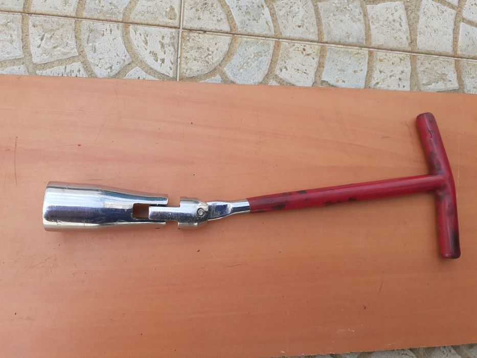 Bomba de encher pneus de pé.