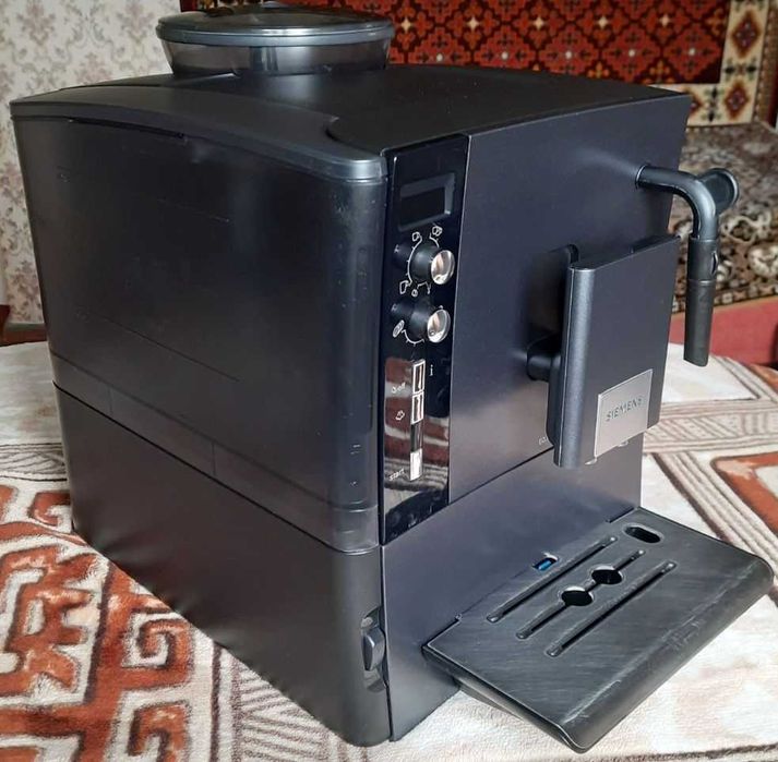 Кавомашина  Siemens EQ5 CTES32