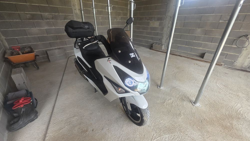 Scooter Daelim s3 125