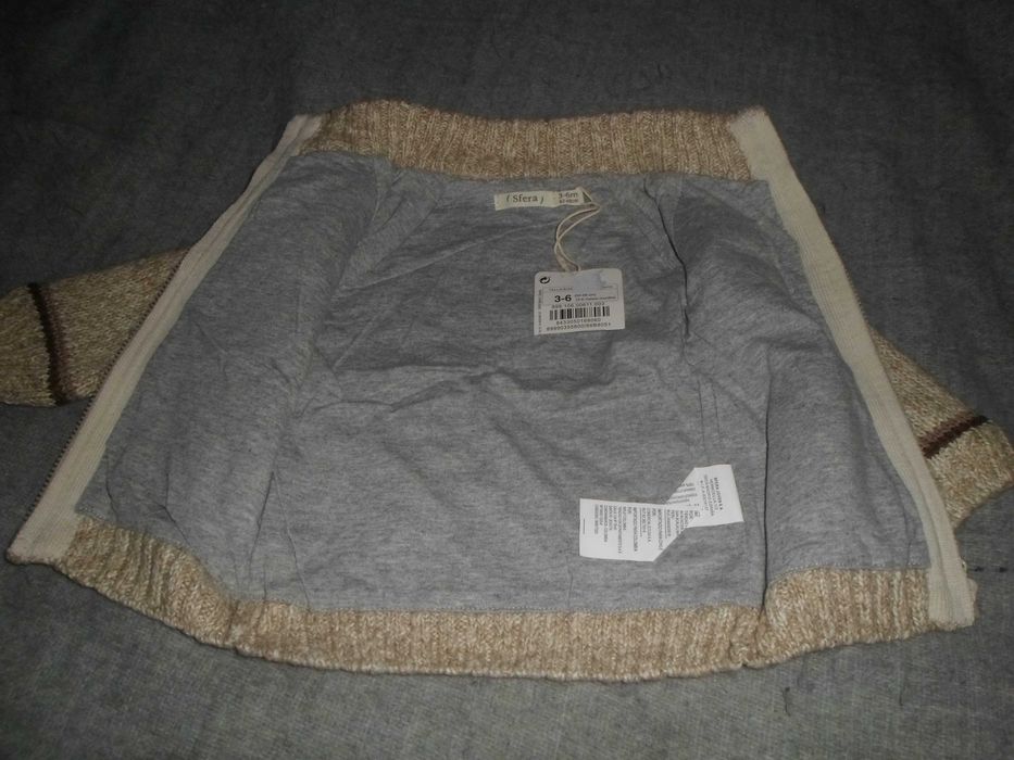 casaquinho novo com etiqueta para bebés