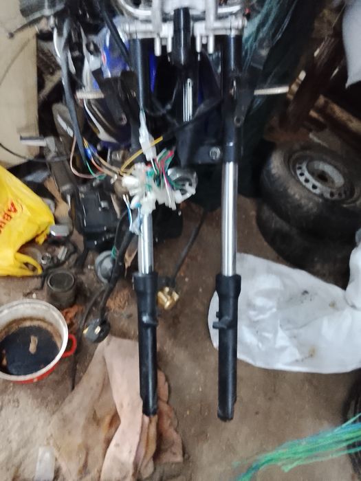 Продам два амортизатори передні на мотоцикл спарк