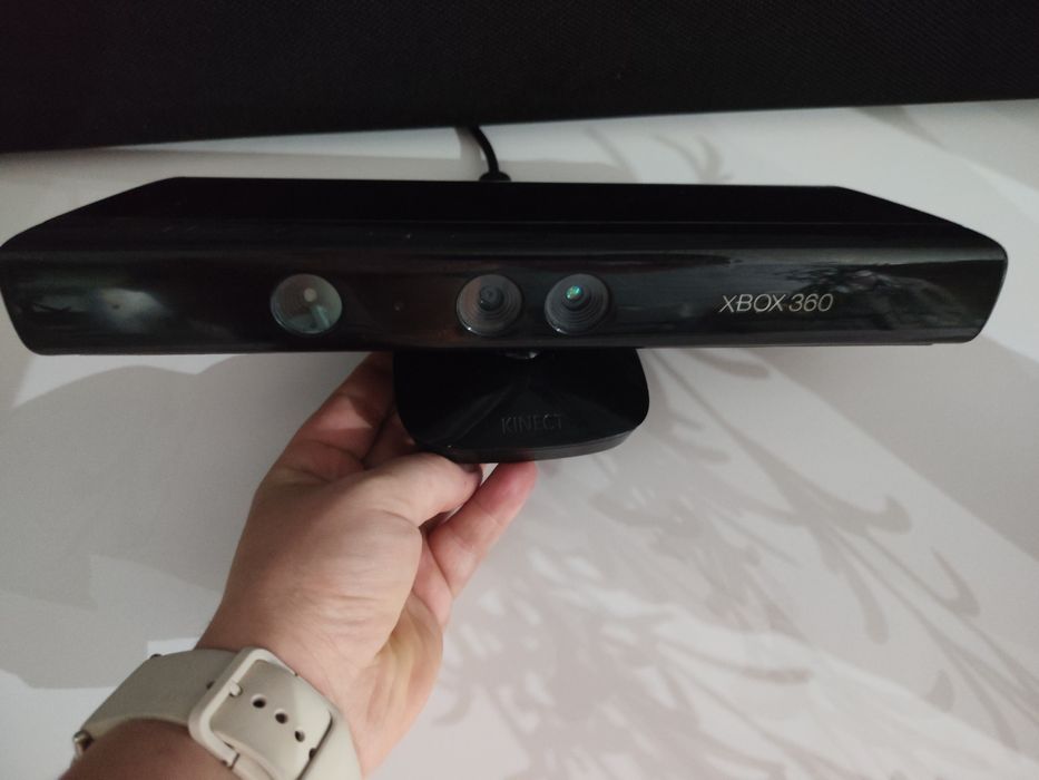 Sprzedam zestaw Xbox 360 + Kinect + 9 gier – wszystko sprawne!