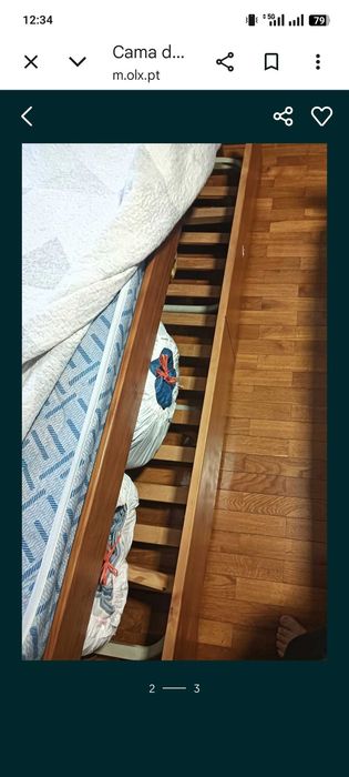 Cama individual em Madeira,com colchão,e dois  gavetoes por baixo, também tem outro estrado também em ótimo estado,fica duas camas.